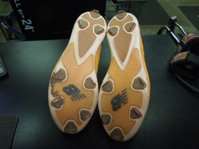 Load image into Gallery viewer, Heavy Use New Balance L3000v4 Metal Cleats Size 11
