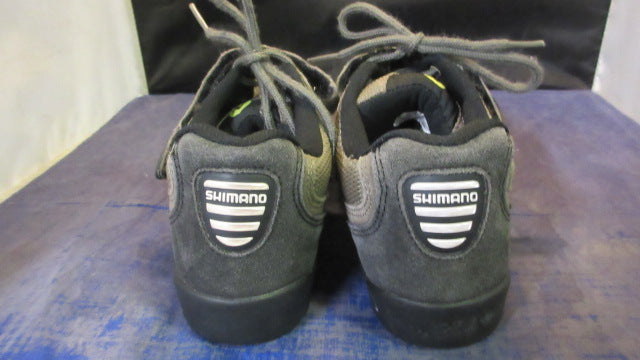 Load image into Gallery viewer, Used Shimano 038W Mountain Bicycle Shoes Adult Size 7.5
