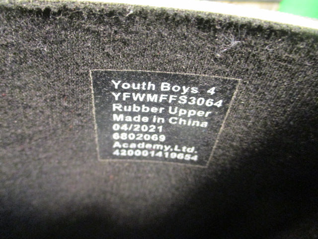 Load image into Gallery viewer, Magellan Ourdoors Size Youth 4 Rain Boots
