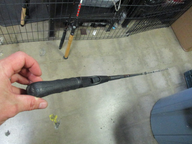 Load image into Gallery viewer, Used Kwik Stix 1730 5.5' Medium Action Fishing Rod
