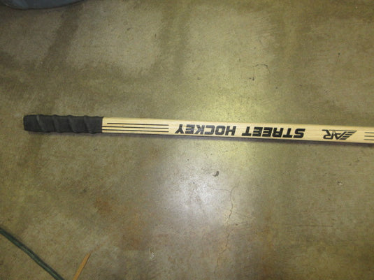 Used Street Hockey Stick - 44"