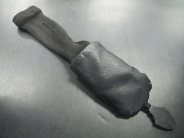 Load image into Gallery viewer, Used TaylorMade M2 Hybrid Head Cover (Has Wear)
