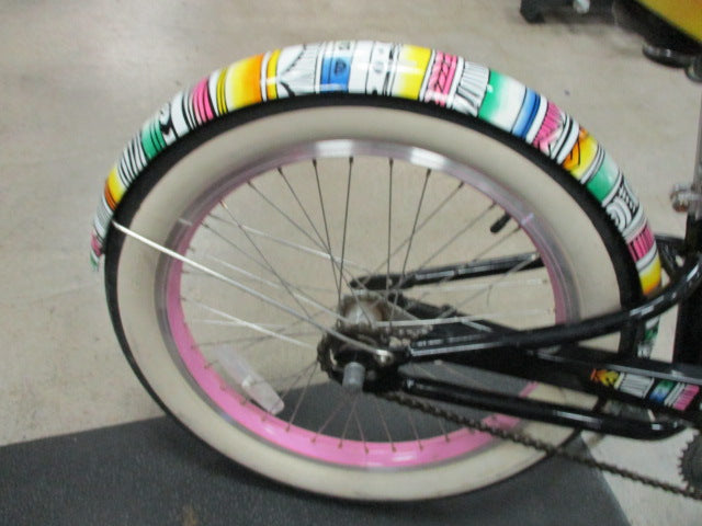Load image into Gallery viewer, Used Electra 20&quot; Single Speed Cruiser Bike
