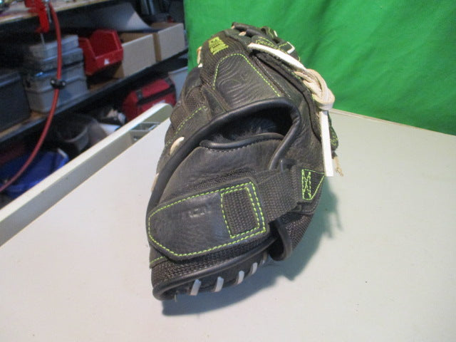Load image into Gallery viewer, Used Easton Salvo Slow Pitch Softball Glove Series 14&quot; Glove - RHT
