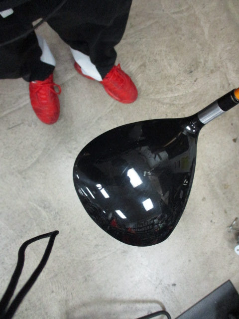 Load image into Gallery viewer, Used Taylormade R7 Limited 9.5 Deg Driver- RH
