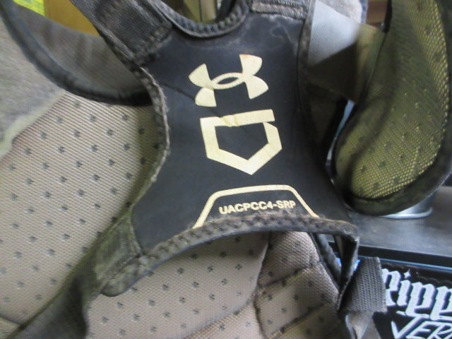 Load image into Gallery viewer, Used Under Armour Catchers Chest Protector  - Size Senior
