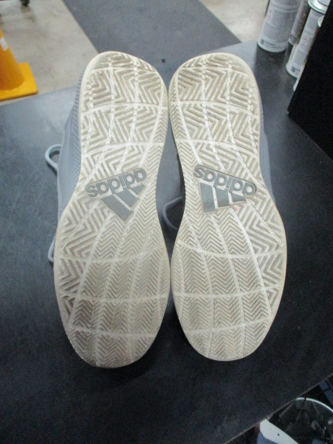 Load image into Gallery viewer, Used Adidas Dual Threat Basketball Shoes in grey size 8
