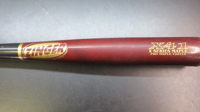 Load image into Gallery viewer, Used Professional Zinger X Series Pro Maple 33 " Wood Bat
