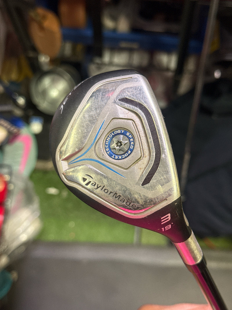 Load image into Gallery viewer, Used TaylorMade Jetspeed Right Hand 19º 3 Hybrid
