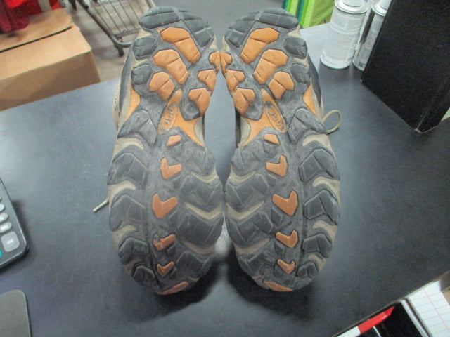 Load image into Gallery viewer, Used Oboz B Dry Waterproof Mountain Boots Size 13

