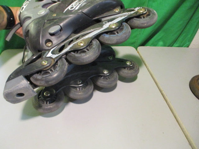 Load image into Gallery viewer, Used OS Lite Size Medium Light UP Roller Blades
