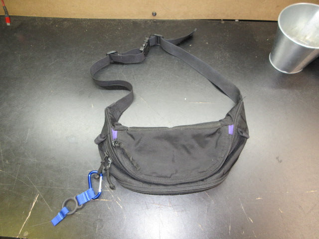 Load image into Gallery viewer, Used Fanny Pack
