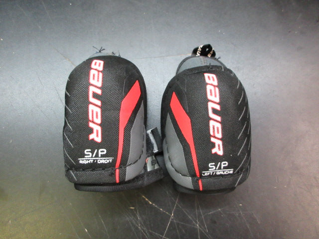 Load image into Gallery viewer, Used Bauer NSX Youth Hockey Elbow Pads - Size Youth Small
