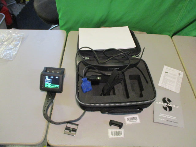 Load image into Gallery viewer, Used ScubaPro G2 DIVE COMPUTER With Heart Rate Transmitter and Case
