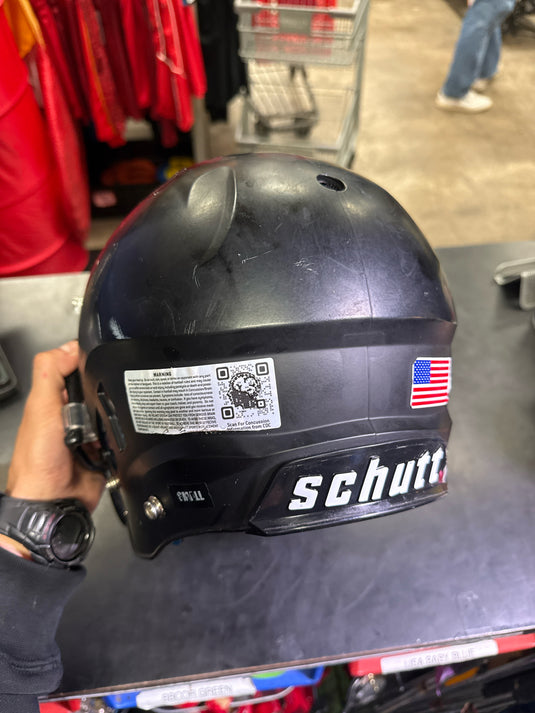 Used Schutt Youth Vengeance A11 Football Helmet Size Small Last Cert 2021