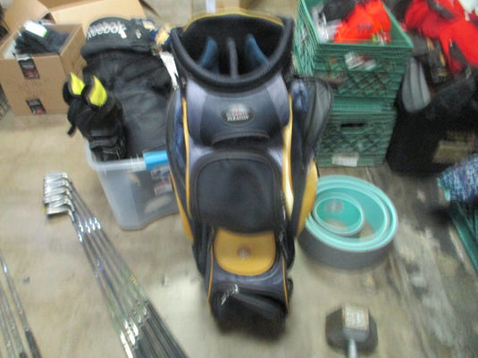 Used Paragon Golf Bag (BENT INSIDE)