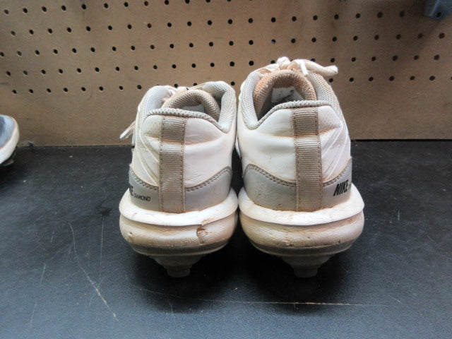 Load image into Gallery viewer, Used Nike Alpha Huarache Varsity 4 Low Metal Baseball Cleats - Size 7
