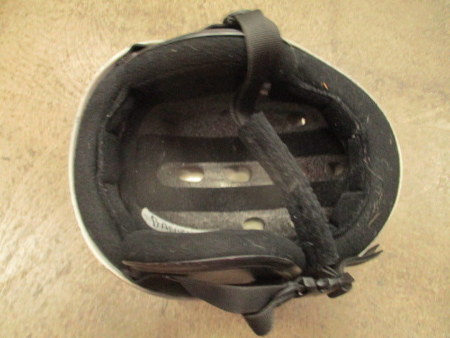Load image into Gallery viewer, Used 540 Grey Snow Helmet Size Small
