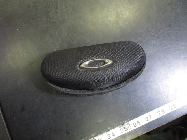 Load image into Gallery viewer, Used Oakley Hard Shell Sunglasses Case
