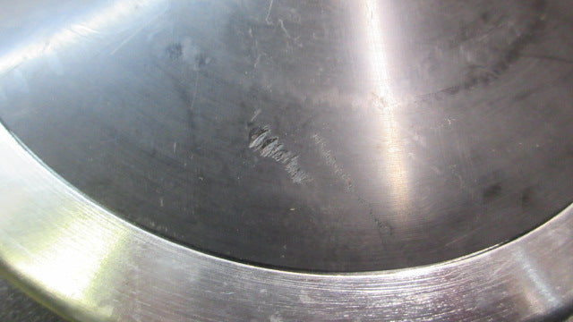 Load image into Gallery viewer, Used 1.6 kg Metal &amp; Plastic Discus - small wear
