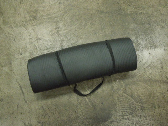 Load image into Gallery viewer, Used Amazon Basics Yoga Mat with Carry Strap
