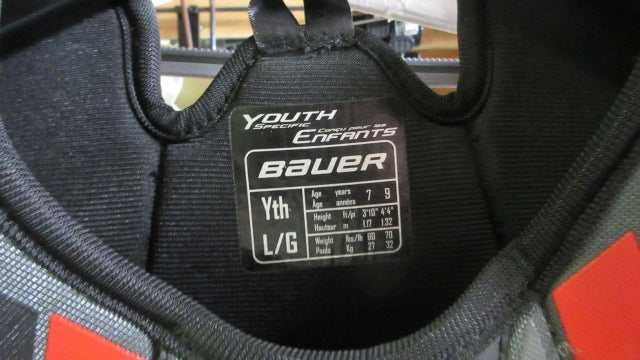 Load image into Gallery viewer, Used Bauer Lil Sport Hockey Shoulder Pads - Size Youth Large
