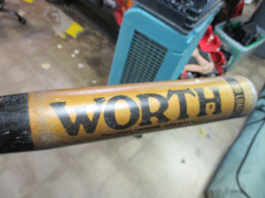 Used Vintage Worth Tennessee Thumper 34" 33 oz Model SBC15T Softball Bat
