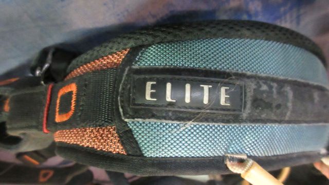 Load image into Gallery viewer, Used Wild Country Elite Climbing Harness - worn
