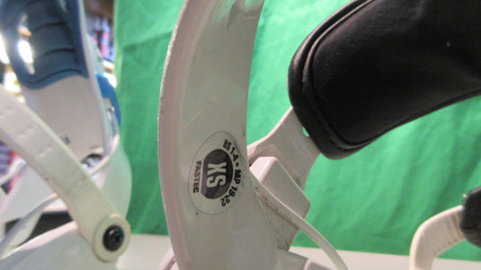 Used GNU Junior Snowboard Bindings w/ Hardware