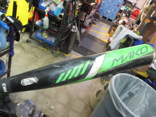 Load image into Gallery viewer, Used Easton Mako SL16MK10 2 5/8 31&quot; 21oz USSSA Baseball Bat
