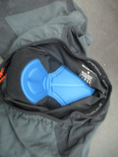 Used Endura Size Mens Medium Cycling Padded Shorts