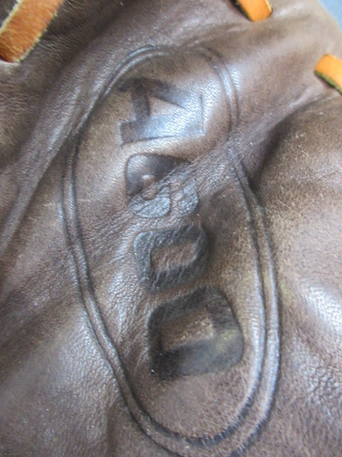 Used Wilson A600 12" Leather Glove - RHT