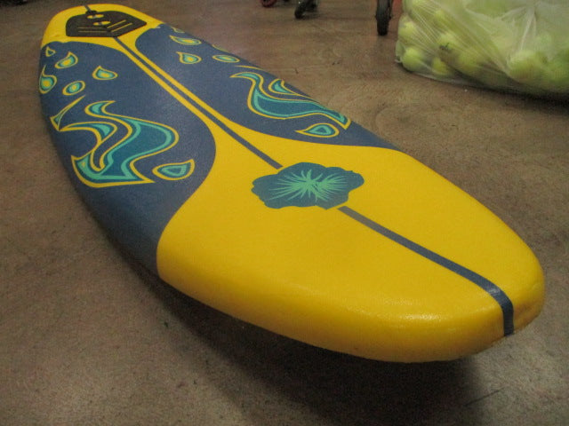 Load image into Gallery viewer, Used 6ft Foam Surfboard w/ Fins &amp; Leash
