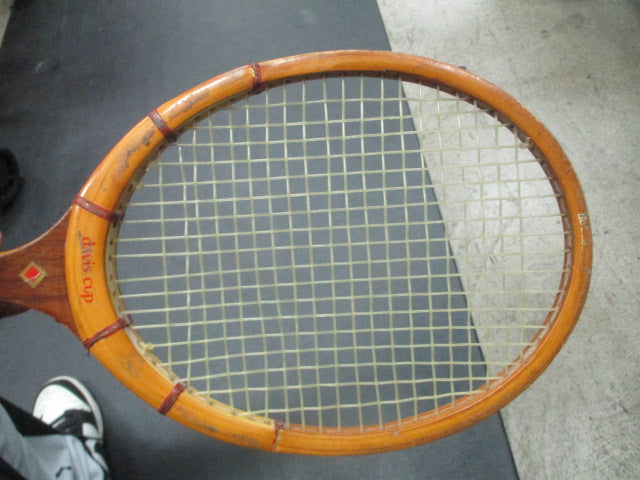 Load image into Gallery viewer, Used Vintange Spalding Davis Cup 27&quot; Tennis Racquet
