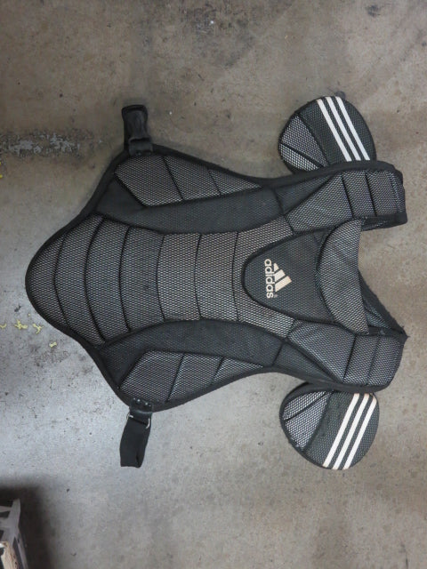 Load image into Gallery viewer, Used Adidas Catchers Chest Protector Size Youth
