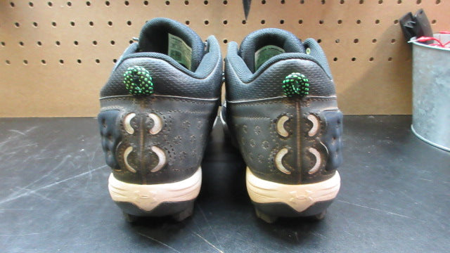Load image into Gallery viewer, Used Under Armour Harper 8 Mid RM Men’s Baseball Cleat - Size Youth 6
