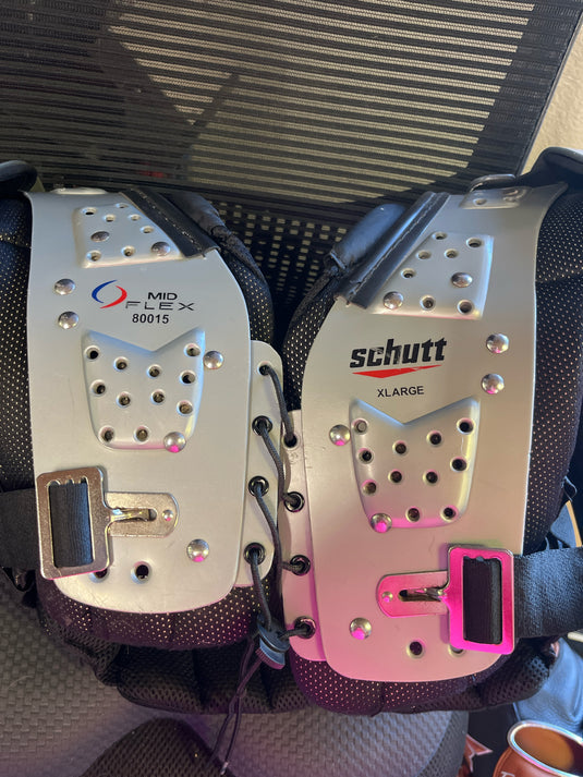 USed Schutt Shoulder pads Size XL Varsity