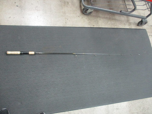 Used Shakespeare Cirrus Graphite 5 Foot 2 Piece Fishing Rod
