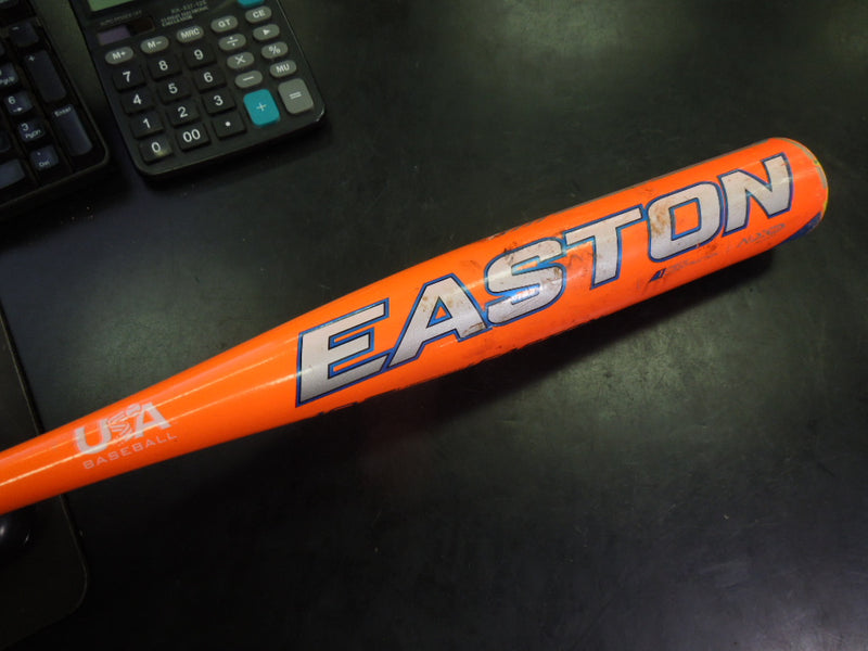 Load image into Gallery viewer, Heavy Use Easton Quantum USA TBall Baseball Bat 26 in 16 oz -10
