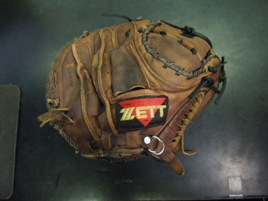 Vintage ZETT ZiLux Series BIC-1402 Steerhide RHT Catchers Mitt
