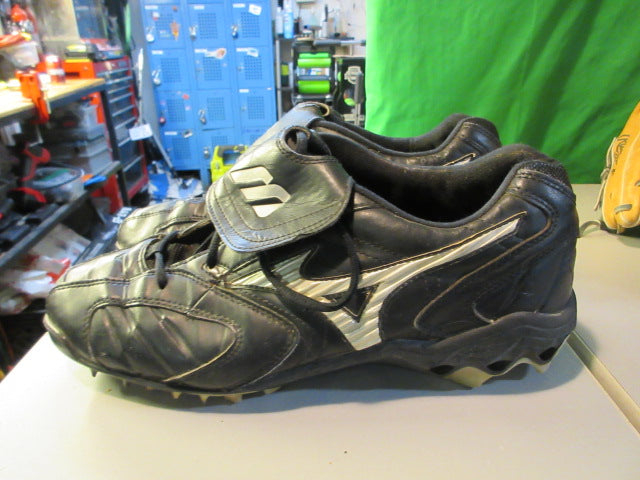 Load image into Gallery viewer, Used Mizuno Baseball Cleats Size 13 Men&#39;s
