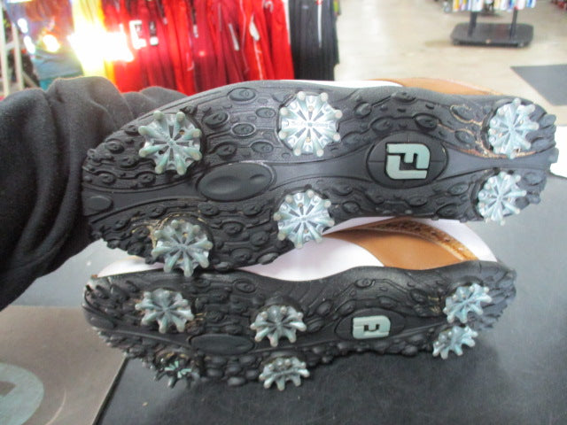 Load image into Gallery viewer, Used Footjoy  Lopro Collection Size 6.5 Golf Shoes
