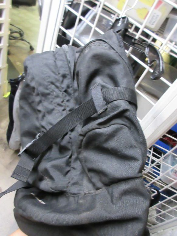 Load image into Gallery viewer, Used The North Face Wasatch Hiking Backpack
