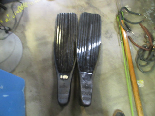 Load image into Gallery viewer, Used OMER Millennium Long Fin  Deep Dive Fins Size 9/11 34&quot;
