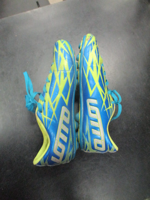 Load image into Gallery viewer, Used Lotto Forza Cleats size 3 heavy use on spikes
