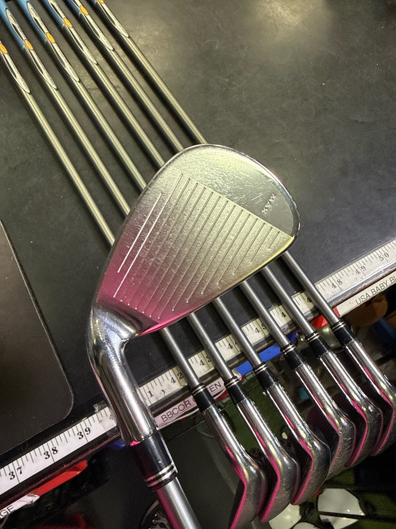 Load image into Gallery viewer, Used TaylorMade RAC R7 CGB Max Right Hand Ladies 7 pc Iron Set 6-9i and PLSw
