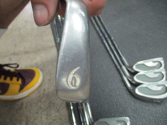 Used Tour Hawk Reflex Inc Iron Set 3-9, PW - RH