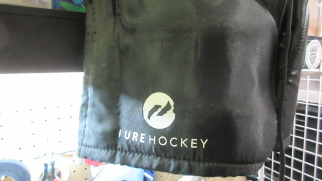 Load image into Gallery viewer, Used Pure Hockey Youth Breezers - Size Large
