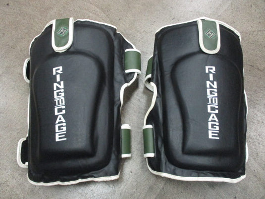 Used Ring To Cage Thigh Pad Set