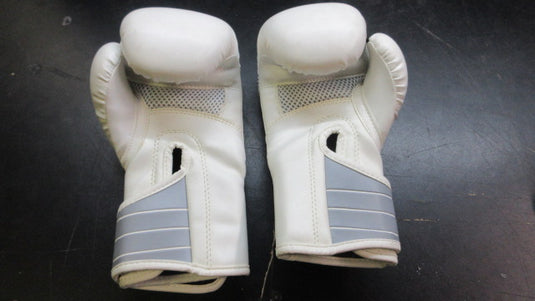 Used Fight Camp Boxing Gloves - 6oz